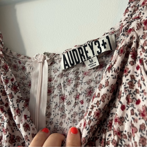 Floral mini dress - Picture 4 of 5